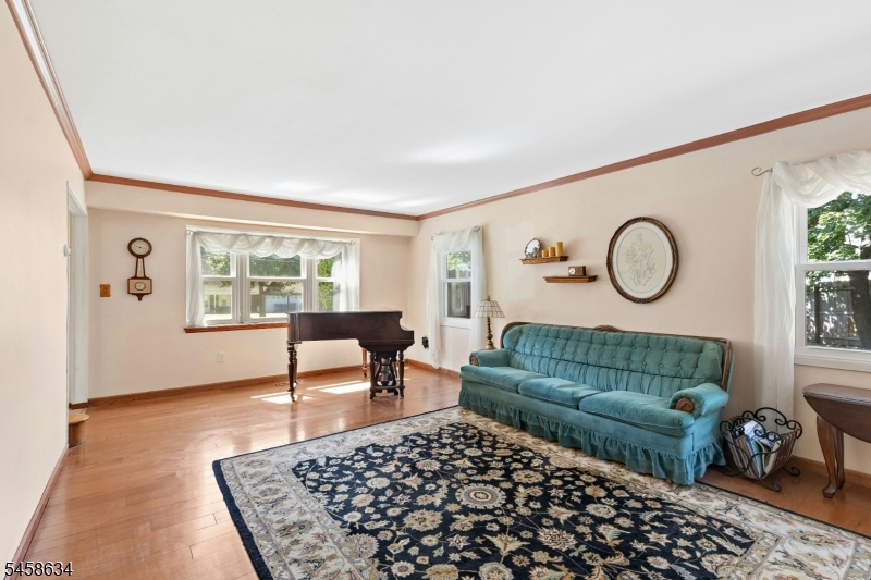 14 Tunnell Rd Property Photo 9