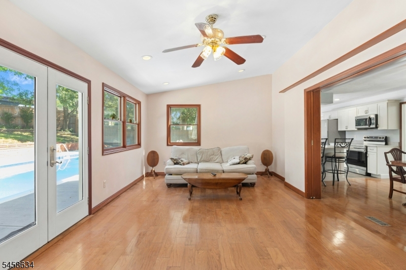 14 Tunnell Rd Property Photo 20