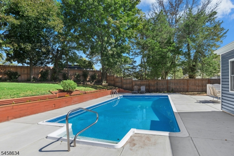 14 Tunnell Rd Property Photo 29