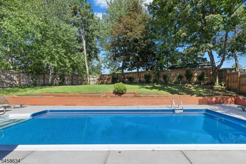 14 Tunnell Rd Property Photo 31