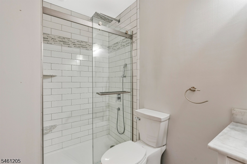 740 Hillside Ave Property Photo 22