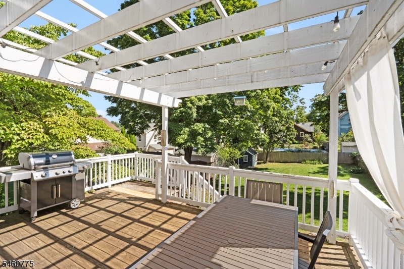 15 Lake Rd Property Photo 29