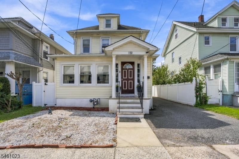 159 Brook Ave Property Photo 1