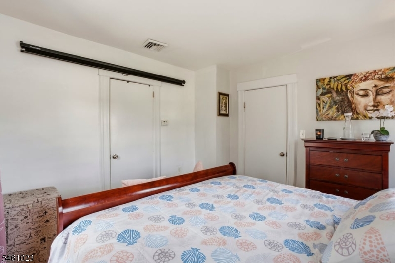 159 Brook Ave Property Photo 18