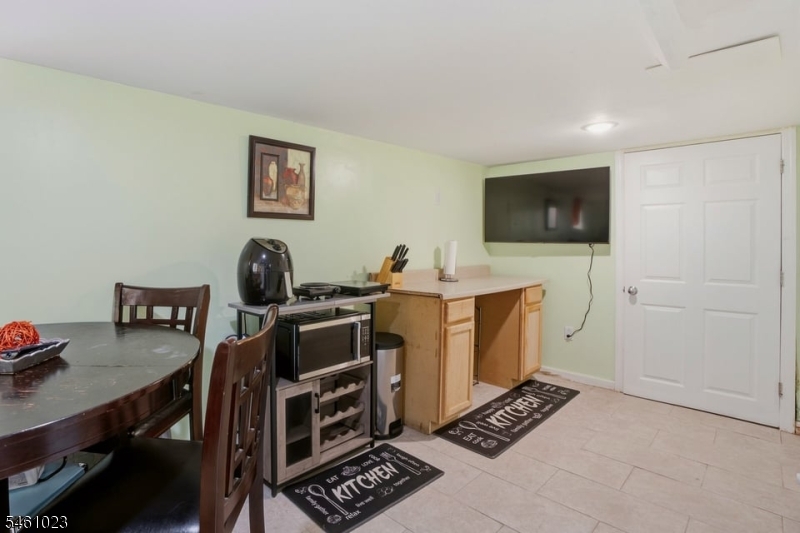159 Brook Ave Property Photo 20
