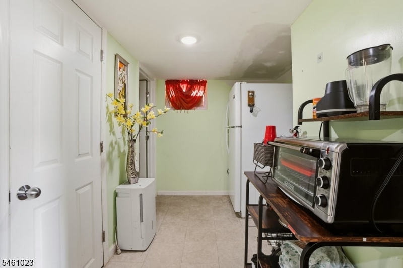 159 Brook Ave Property Photo 23