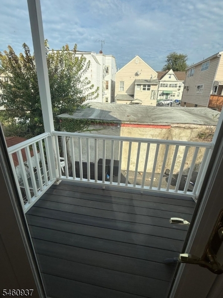 111 E 22nd St 201 Property Photo 2