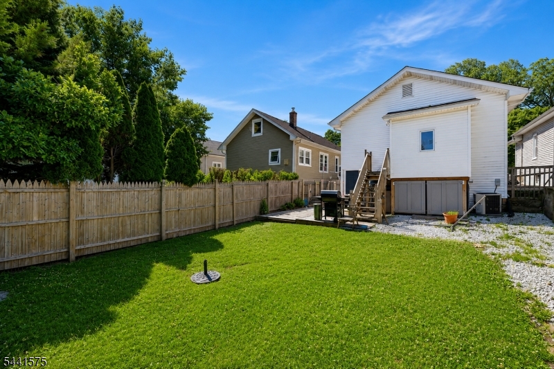 64 Conover Ave Property Photo 17
