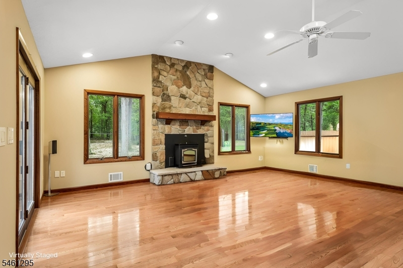 2149 Holly Hill Rd Property Photo 15