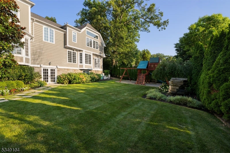 11 Hamilton Road Property Photo 46