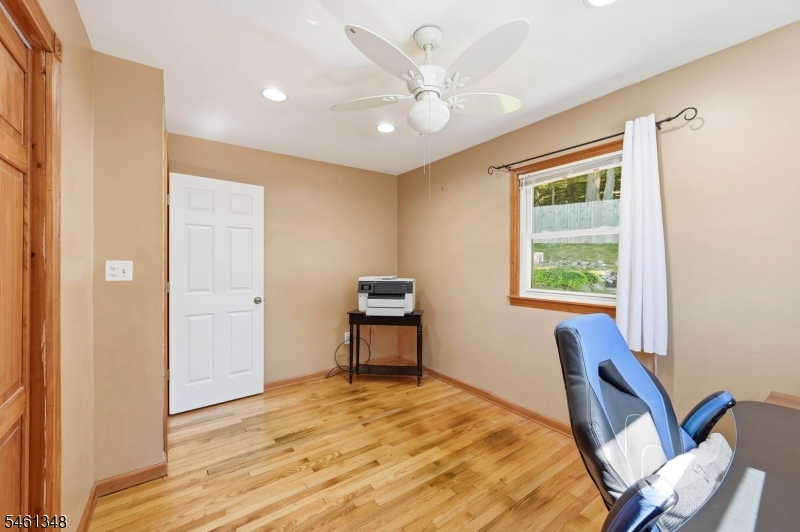 138 Rafkind Rd Property Photo 13
