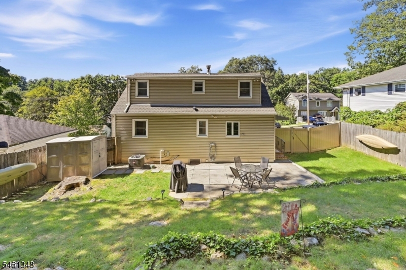 138 Rafkind Rd Property Photo 35