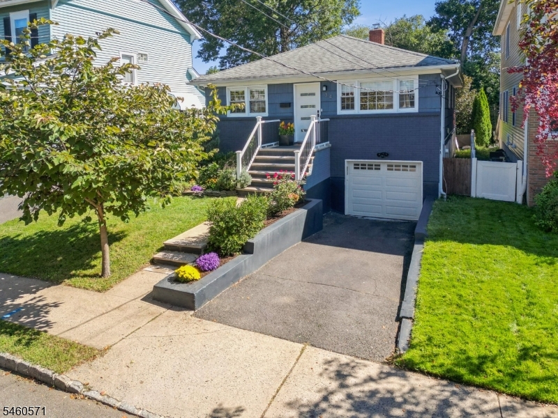 34 Ohio St Property Photo 3