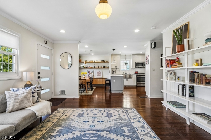 34 Ohio St Property Photo 5