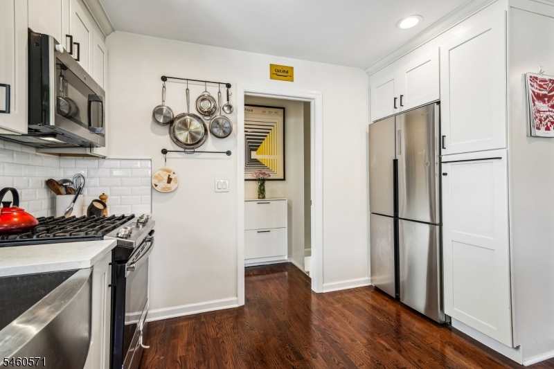 34 Ohio St Property Photo 15