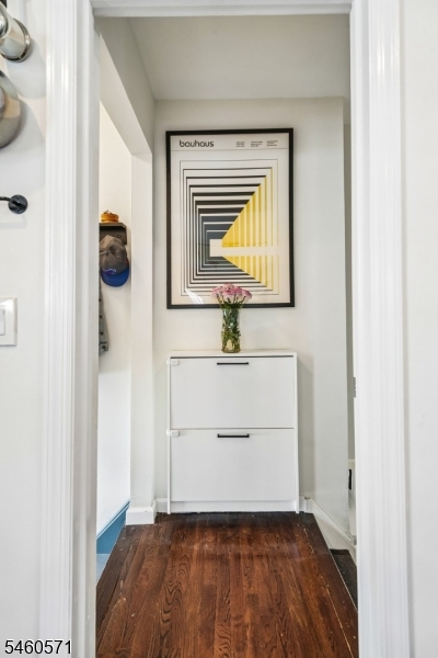 34 Ohio St Property Photo 22