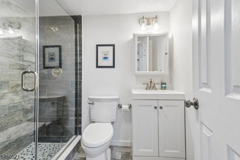 34 Ohio St Property Photo 28