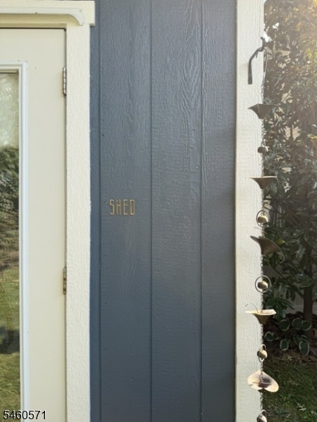 34 Ohio St Property Photo 39