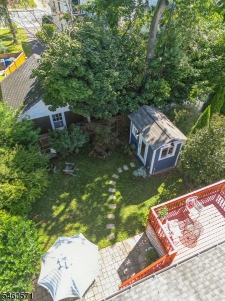 34 Ohio St Property Photo 45