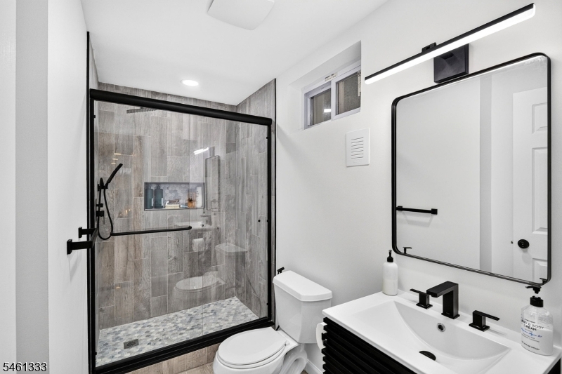13 Cornelius Way Property Photo 39