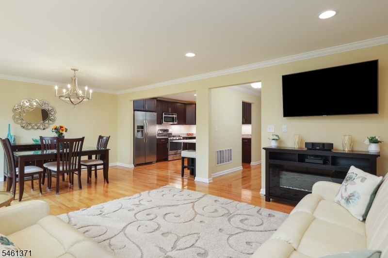6 Harvey Ct Property Photo 9