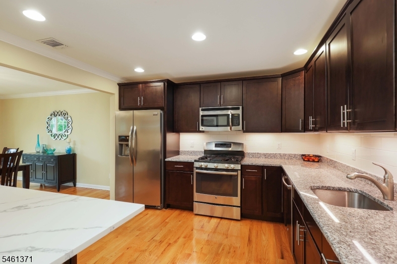 6 Harvey Ct Property Photo 15