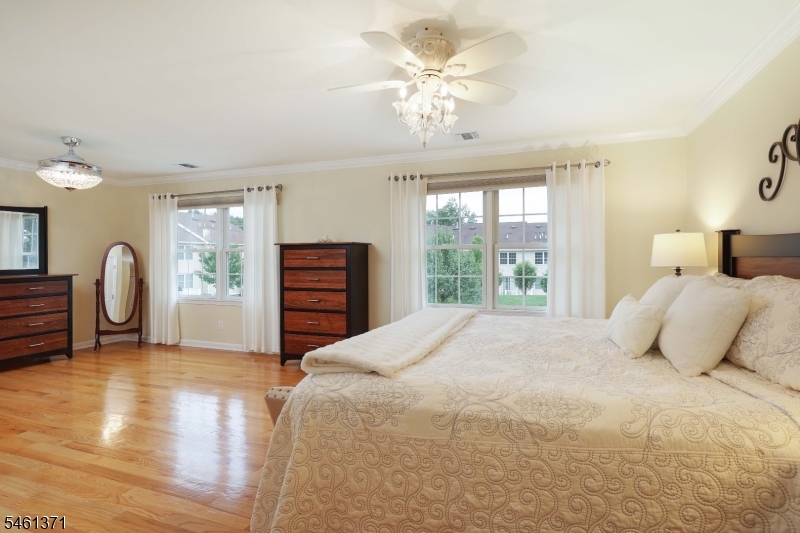6 Harvey Ct Property Photo 25