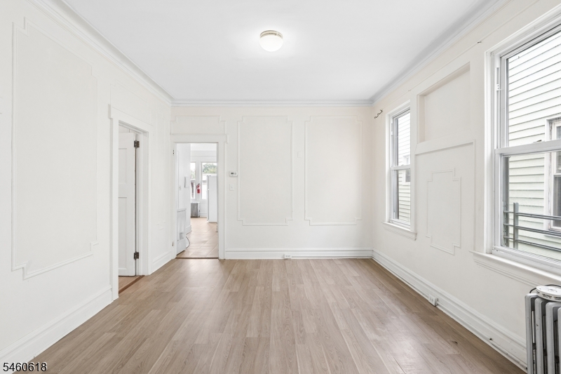 362 Myrtle Ave Property Photo 6