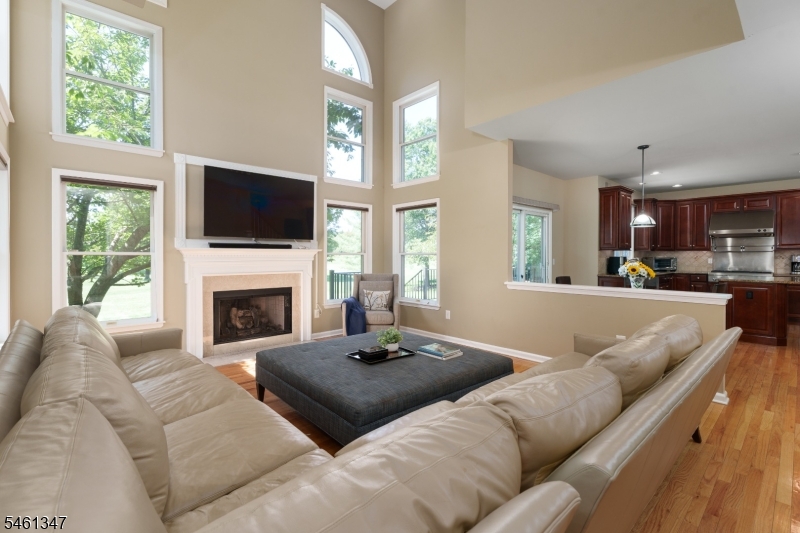 11 Tanglewood Ct Property Photo 8