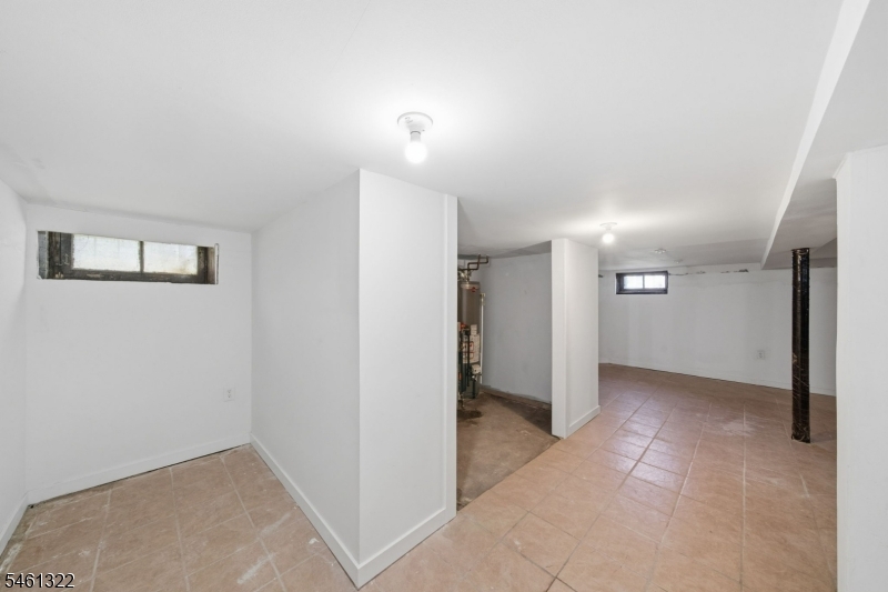 66 Girard Pl Property Photo 26