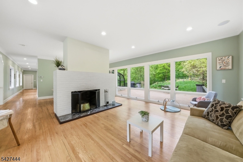 156 Kingsland Rd Property Photo 5