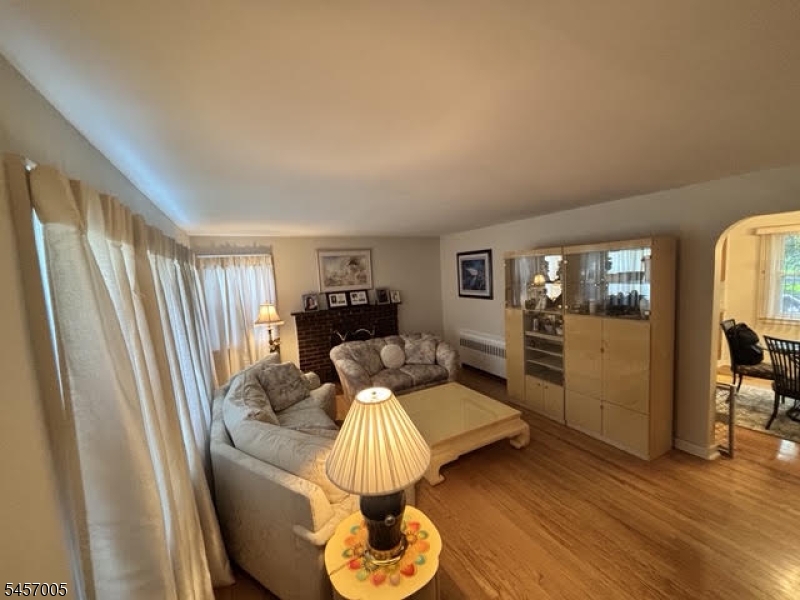 19 Debaun Ave Property Photo 4