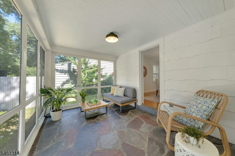 26 Whittier Ter Property Photo 19