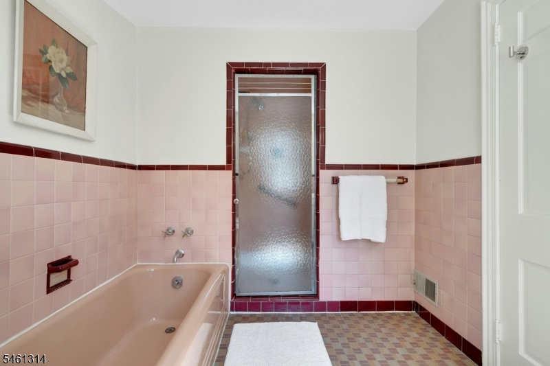 26 Whittier Ter Property Photo 35