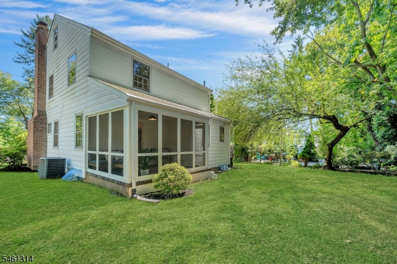 26 Whittier Ter Property Photo 41