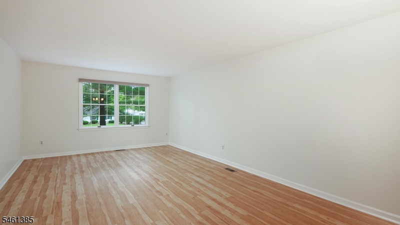 109 Alexandria Way Property Photo 17