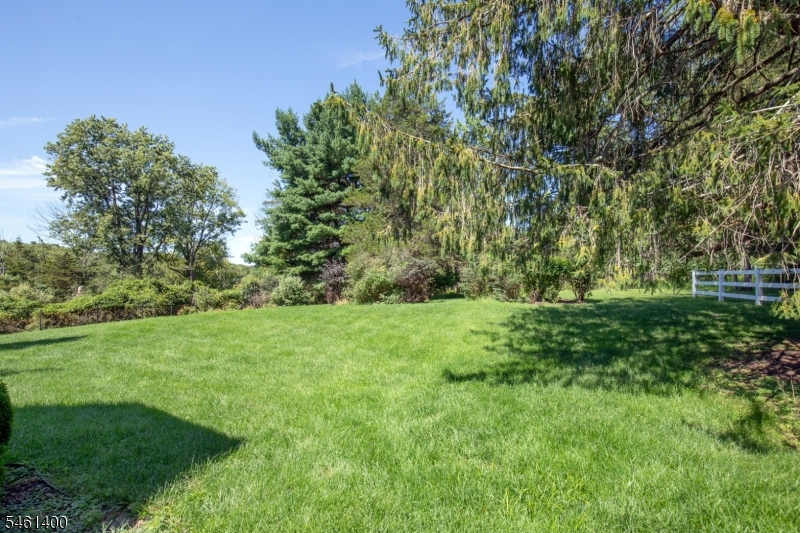 4 Brook Hollow Rd Property Photo 22