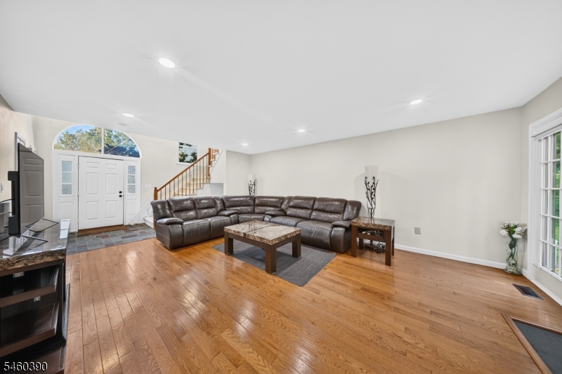 702 Porter Way West Property Photo 15