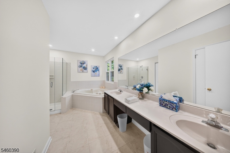 702 Porter Way West Property Photo 19