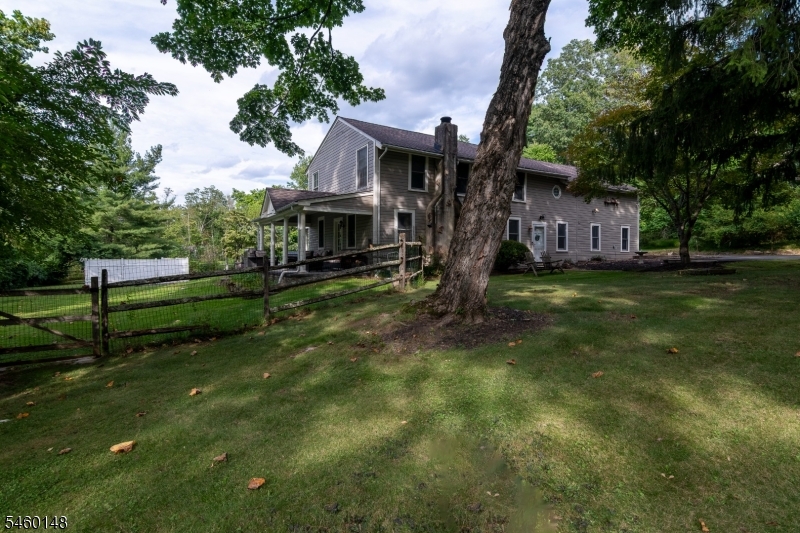 6 Dogwood Hl Property Photo 2