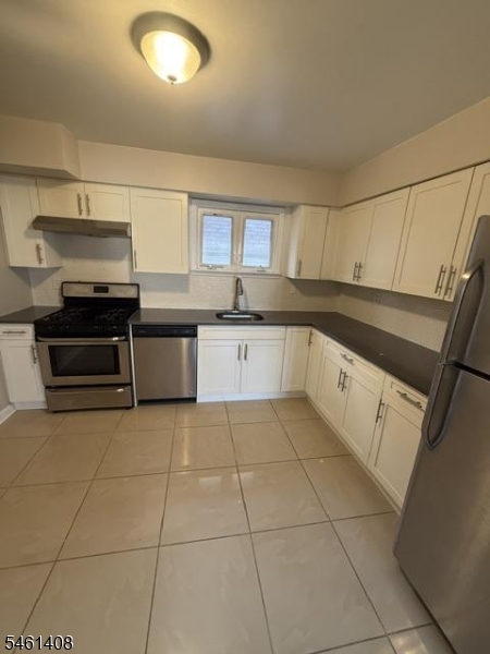 728 Eaton St Property Photo 5