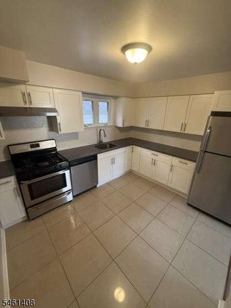 728 Eaton St Property Photo 6