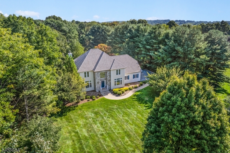 1 Ming Ct Property Photo 2