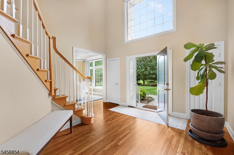 1 Ming Ct Property Photo 9