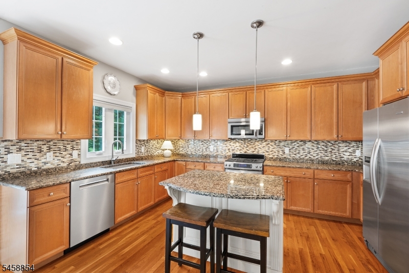 1 Ming Ct Property Photo 17