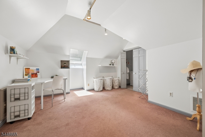 45 Acorn Road Property Photo 26