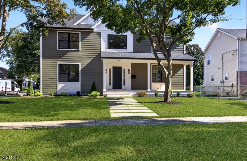 1978 Grand St Property Photo 1