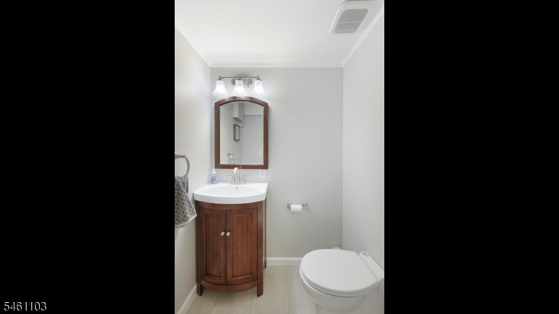 102 Mitchell Close Property Photo 16
