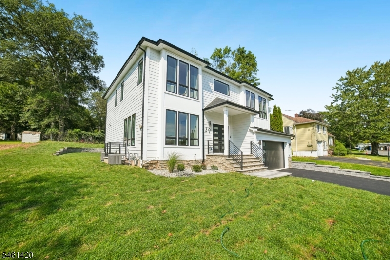 29 Spier Dr Property Photo 1