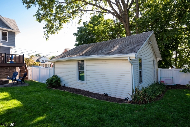 20 Twain Pl Property Photo 24